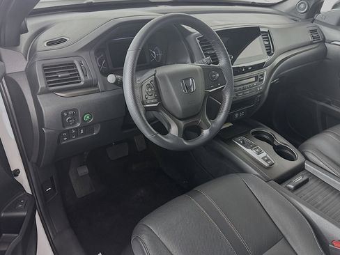 Certified 2023 Honda Passport TrailSport image 9