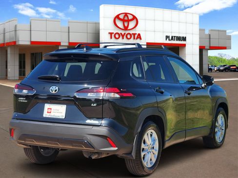 Used 2026 Toyota Corolla Cross LE w/ Moonroof Package FWD image 4