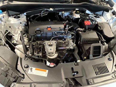 Used 2026 Honda HR-V EX-L image 10
