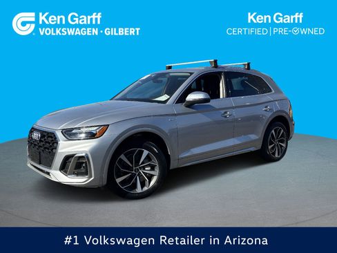 Used 2023 Audi Q5 2.0T Premium w/ Convenience Package image 1