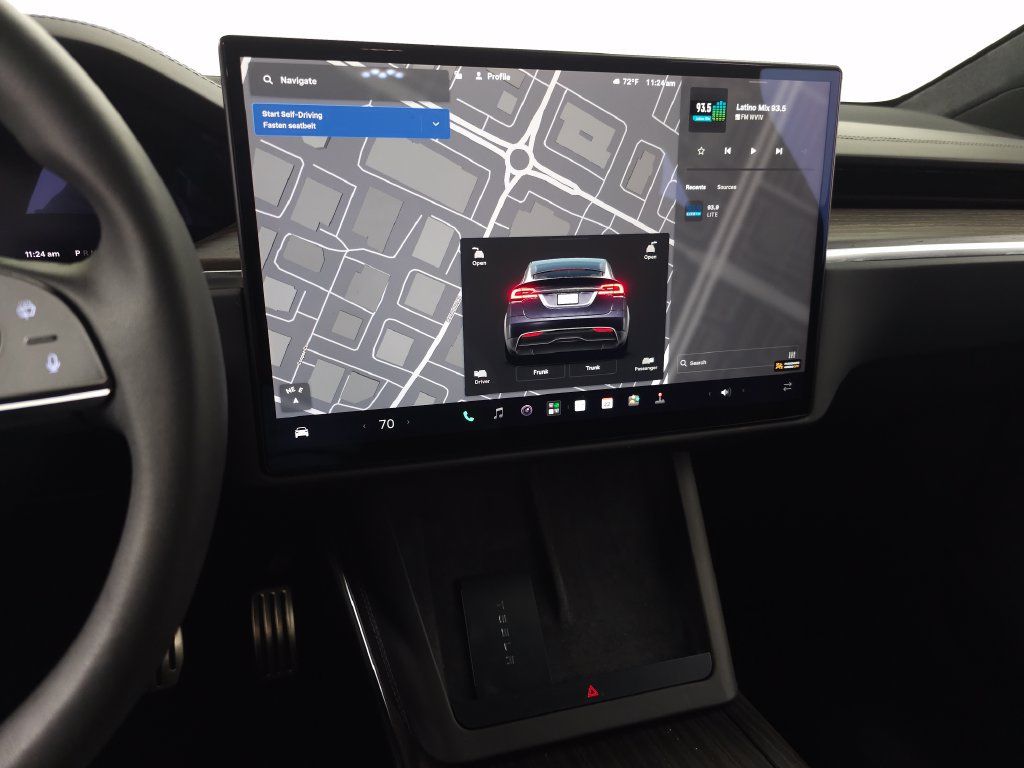 Used 2023 Tesla Model X AWD/4WD image 21
