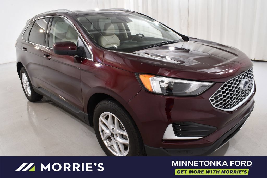 Used 2023 Ford Edge SEL AWD/4WD image 5