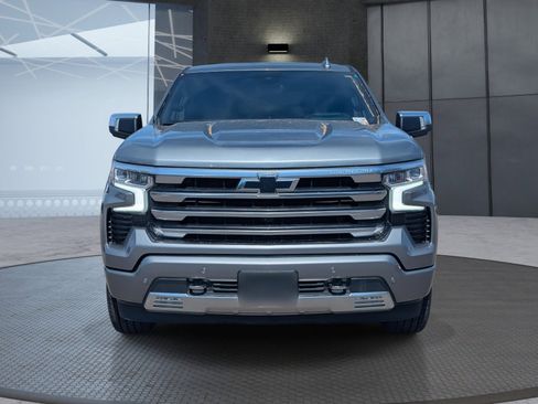 Used 2023 Chevrolet Silverado 1500 High Country w/ Technology Package image 9