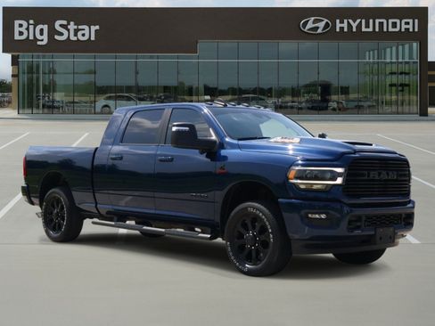 Used 2024 RAM 2500 Laramie w/ Night Edition AWD/4WD image 6