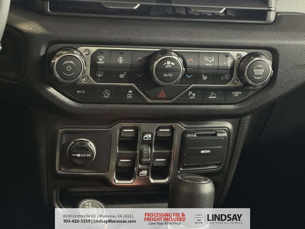 New 2026 Jeep Gladiator Sport AWD/4WD image 23