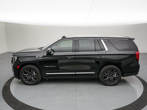 Used 2024 GMC Yukon Denali w/ Denali Reserve Package AWD/4WD image 7