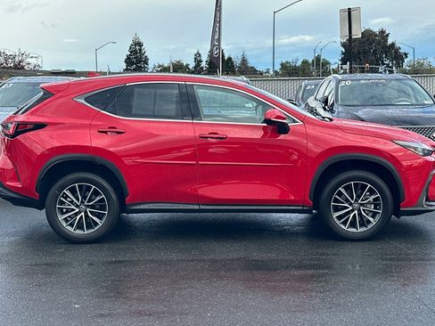 Certified 2022 Lexus NX 350h AWD image 3