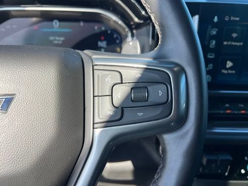 Used 2023 Chevrolet Silverado 1500 RST w/ Convenience Package II AWD/4WD image 19