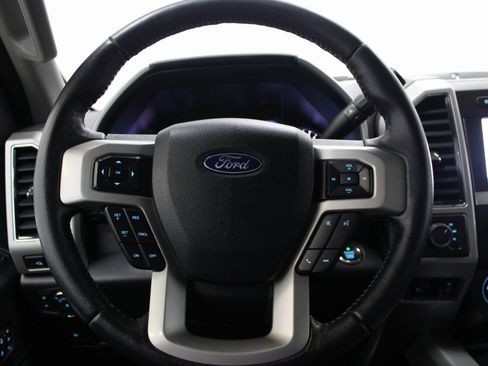 Used 2020 Ford F250 Lariat w/ Lariat Ultimate Package image 30