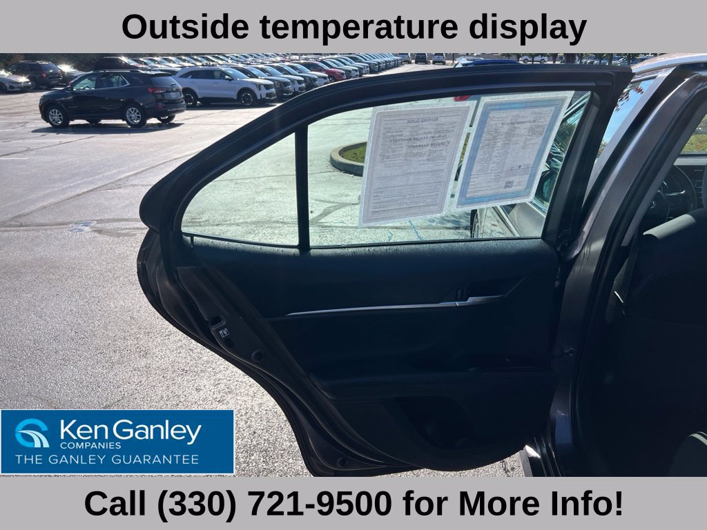 Used 2018 Toyota Camry LE FWD image 41