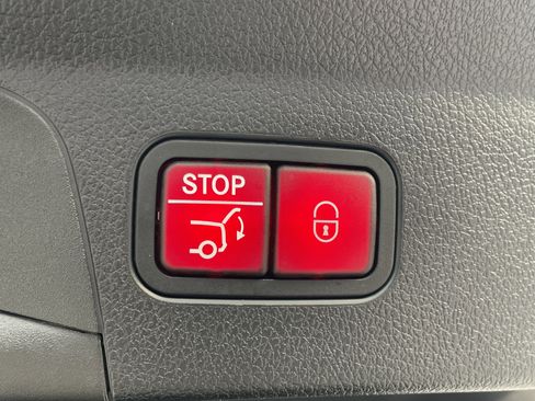 Certified 2024 Mercedes-Benz GLE 53 AMG AMG GLE 53 4MATIC+ Coupe image 12