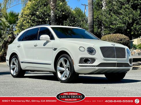Used 2018 Bentley Bentayga AWD/4WD image 44