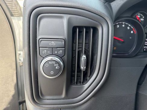 Used 2024 GMC Sierra 1500 Pro w/ Pro Value Package image 12