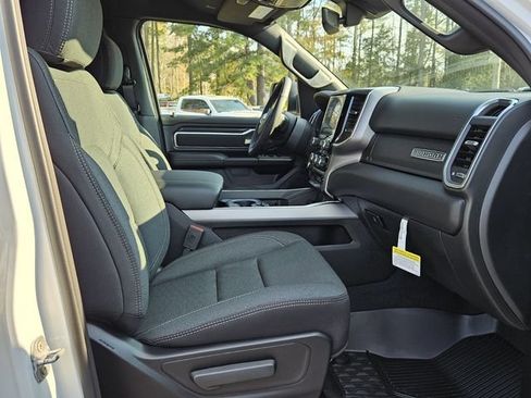 New 2026 RAM 1500 Big Horn AWD/4WD image 15