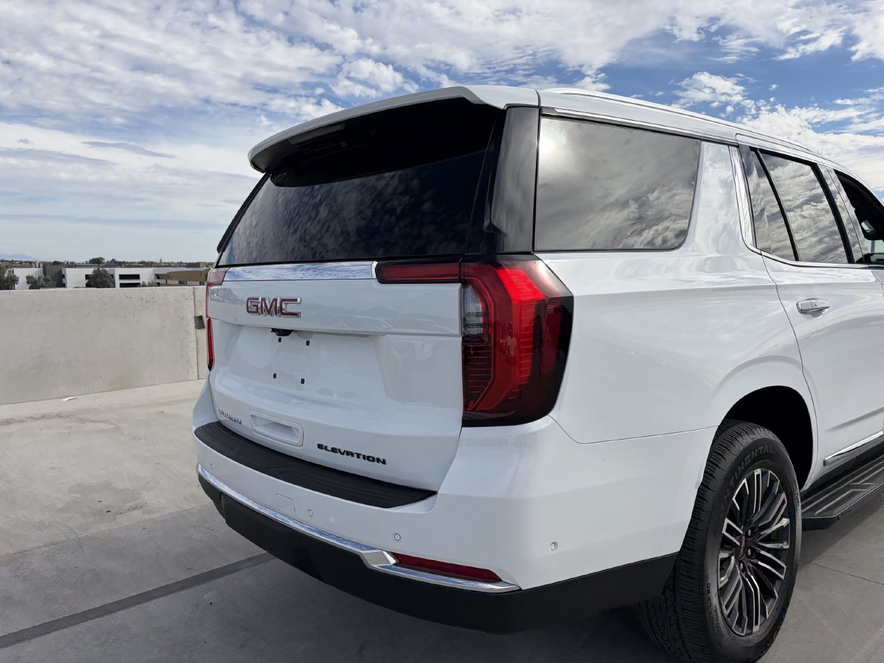 Used 2026 GMC Yukon Elevation RWD image 4