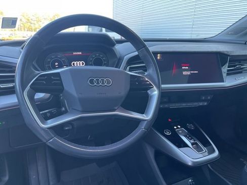 Used 2023 Audi Q4 e-tron Premium Plus w/ Premium Plus image 41
