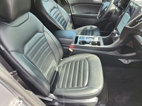 Used 2024 Ford Edge SEL AWD/4WD image 26