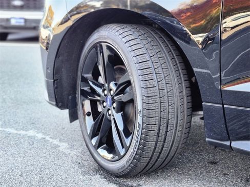 Used 2022 Ford Edge ST w/ Equipment Group 401A image 31