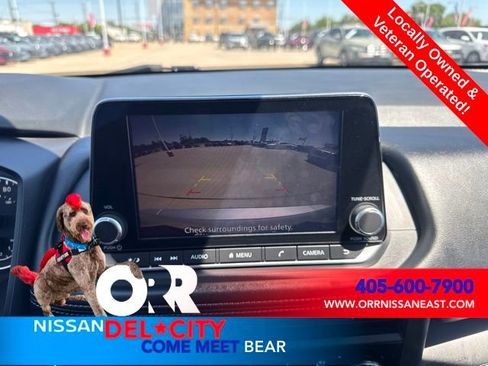 Used 2024 Nissan Rogue S FWD image 22