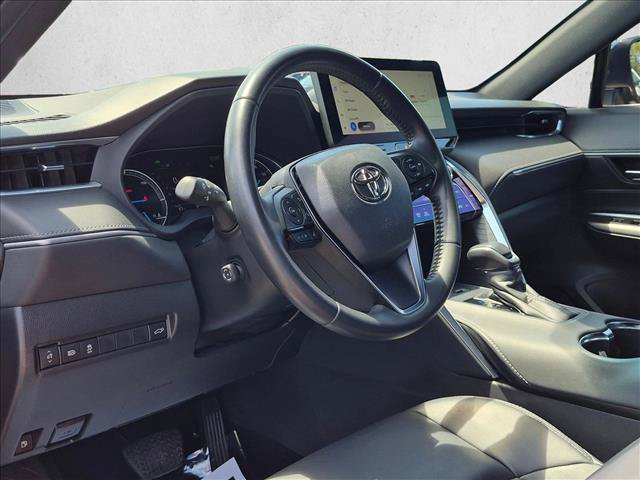 Used 2023 Toyota Venza Nightshade AWD/4WD image 10