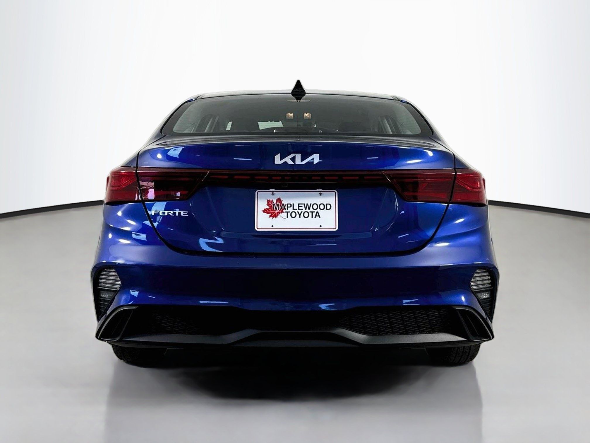 Used 2023 Kia Forte LXS FWD image 6