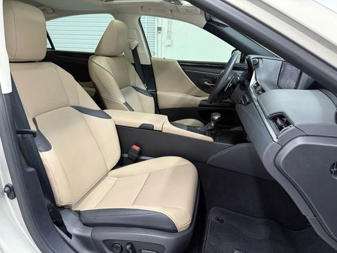 Used 2020 Lexus ES 350 w/ Premium Package image 24