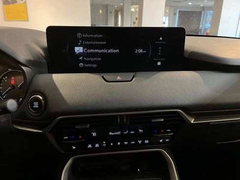 Used 2025 MAZDA CX-70 3.3 Turbo w/ Preferred Package image 18