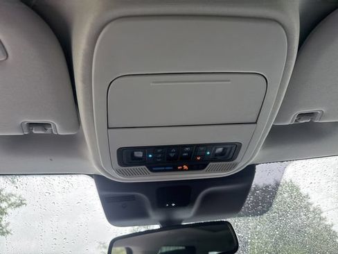 Used 2025 Ford Expedition Max Platinum AWD/4WD image 19