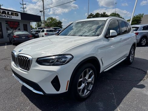 Used 2023 BMW X3 xDrive30i w/ Premium Package AWD/4WD image 3