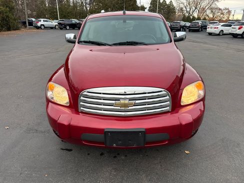 Used 2011 Chevrolet HHR LT image 8