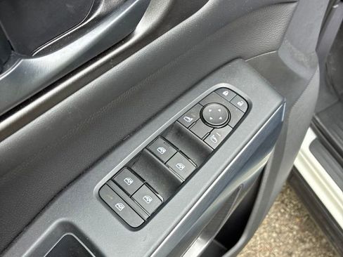 Used 2025 Nissan Pathfinder Rock Creek AWD/4WD image 30