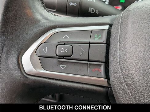 Used 2022 Jeep Compass Latitude image 9