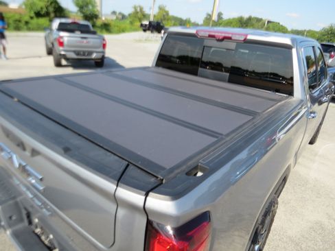 Used 2023 GMC Sierra 1500 Denali Ultimate AWD/4WD image 14