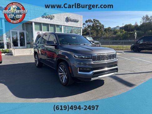 Used 2022 Jeep Grand Wagoneer Series II w/ Convenience Group III image 1