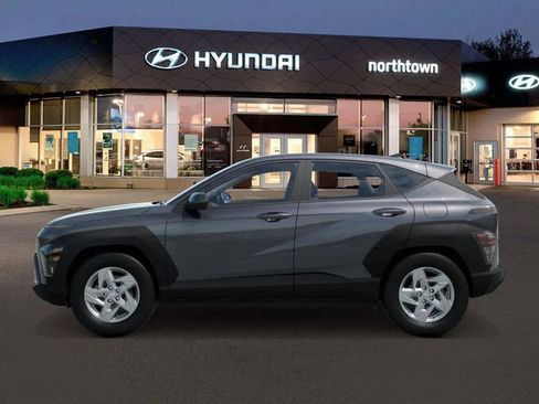 New 2026 Hyundai Kona SE image 3