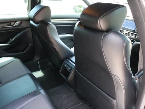 Used 2022 Honda Accord Sport image 17