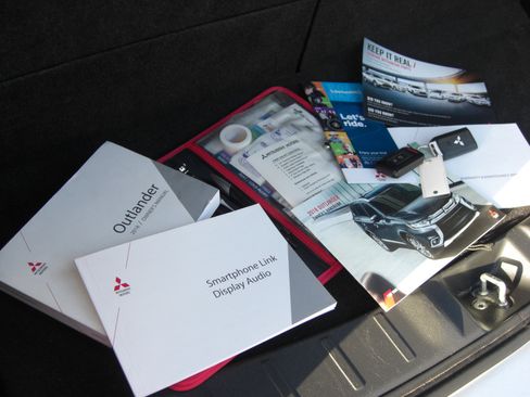 Used 2018 Mitsubishi Outlander LE image 5