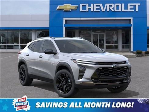 New 2026 Chevrolet Trax ACTIV w/ Sunroof Package FWD image 7
