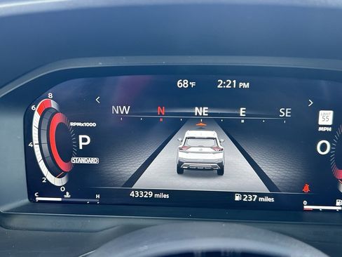 Certified 2022 Nissan Rogue Platinum w/ Head-Up Display Package image 6