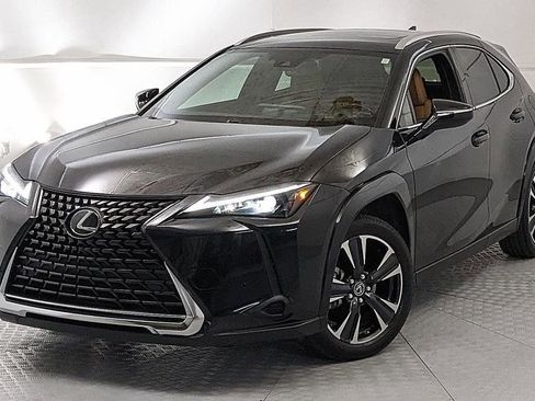Used 2024 Lexus UX 250h AWD w/ Premium Package image 6