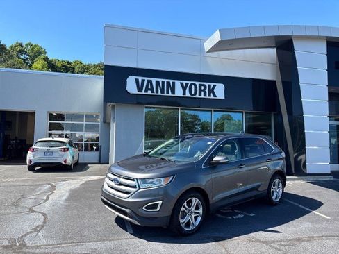 Used 2017 Ford Edge Titanium w/ Equipment Group 301A FWD image 1