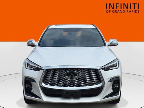 Used 2023 INFINITI QX55 Essential w/ Accent Package AWD/4WD image 2