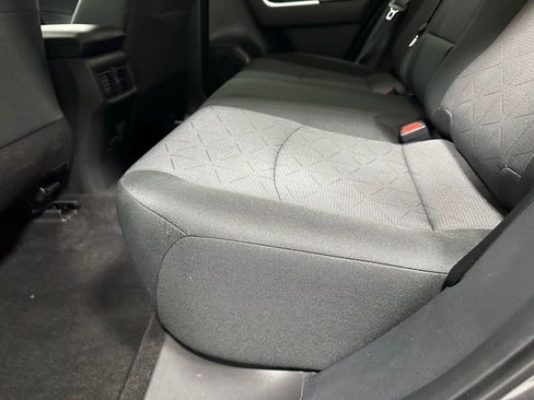 Used 2025 Toyota RAV4 XLE image 43