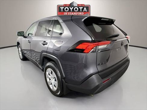 Certified 2022 Toyota RAV4 LE AWD/4WD image 5