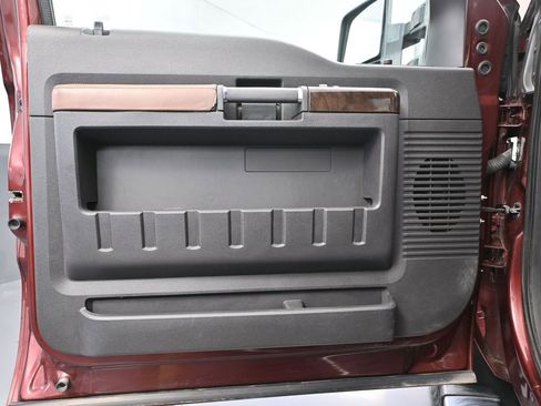 Used 2016 Ford F250 Platinum w/ FX4 Off-Road Package image 20