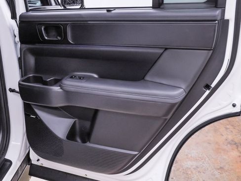 Used 2025 Hyundai Santa Fe Calligraphy image 38