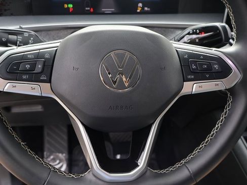 Certified 2025 Volkswagen Tiguan S image 20