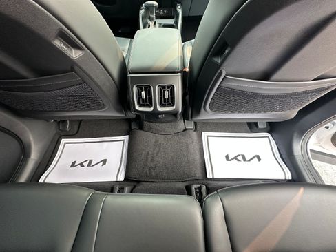 New 2026 Kia Sorento S AWD/4WD image 15
