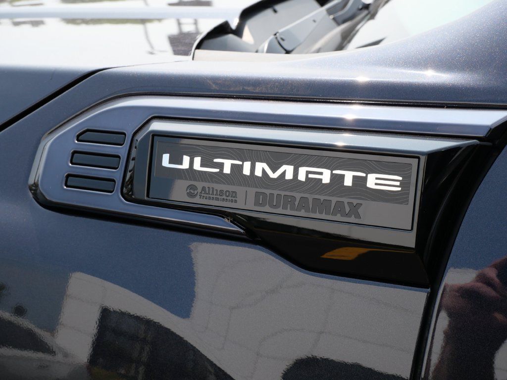 Certified 2024 GMC Sierra 3500 Denali Ultimate AWD/4WD image 16