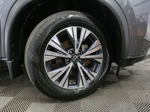 Used 2023 Nissan Rogue SV w/ SV Premium B Package AWD/4WD image 14